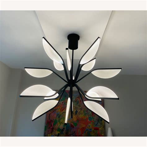 BELTERRA 38 CHANDELIER .